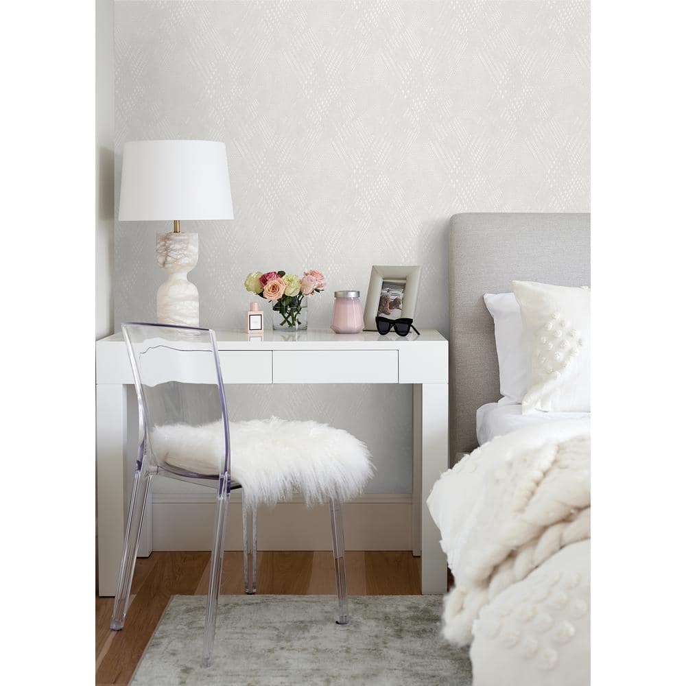 White Geometric 3D Non-Woven Wallpaper Roll