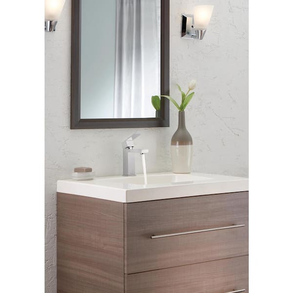 Modern Single Hole Single-Handle Bathroom Faucet in Chrome
