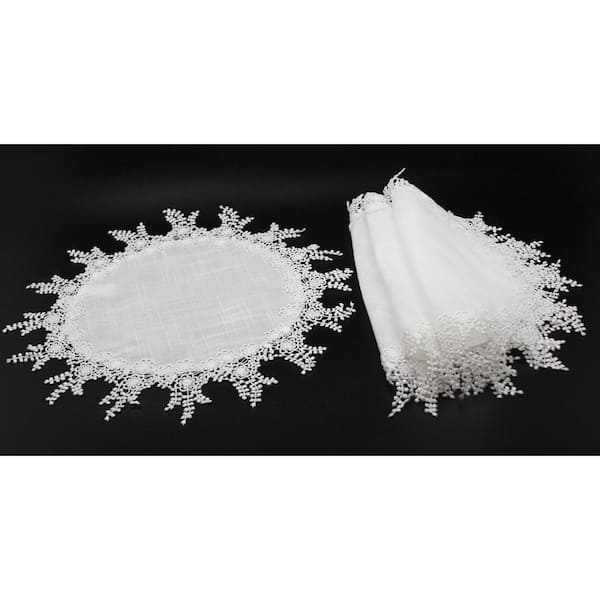 Manor Luxe 16 in. White Floral Garden Lace Trim Round Placemats (Set of 4)