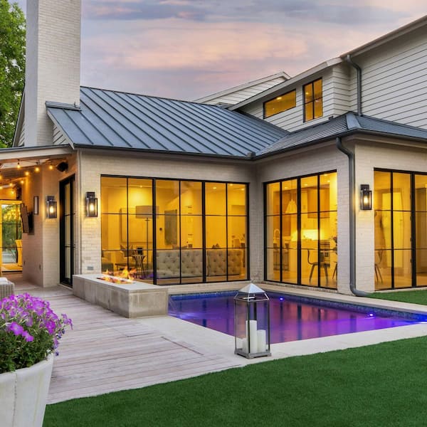 2-Pack Outdoor Waterproof Light Fixtures with E26 Sockets, Distressed Brown