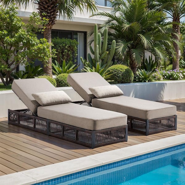 ArcoBay Brown Wicker Outdoor Chaise Lounge with 5 in. Thick Beige Cushions (2-Pack)