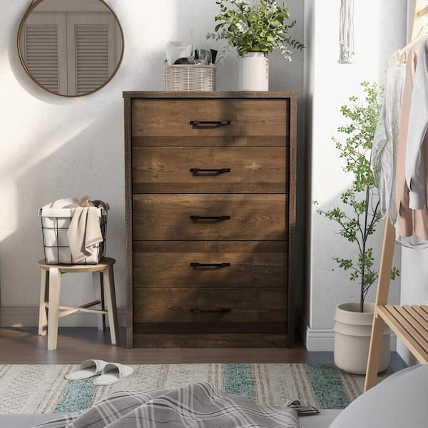 Furniture of America Jamson 5-Drawer Walnut Chest of Drawers (47.13 in. H X 31.5 in. W X 15.63 in. D)