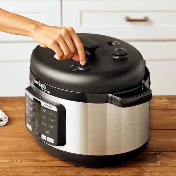 https://images.thdstatic.com/productImages/c0ba4255-e963-45d8-8334-8fc3c5885a04/svn/stainless-steel-crock-pot-electric-pressure-cookers-985119583m-c3_600.jpg