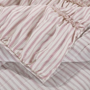 Farmhouse Chic 2-Piece Red Twin Quilt Set