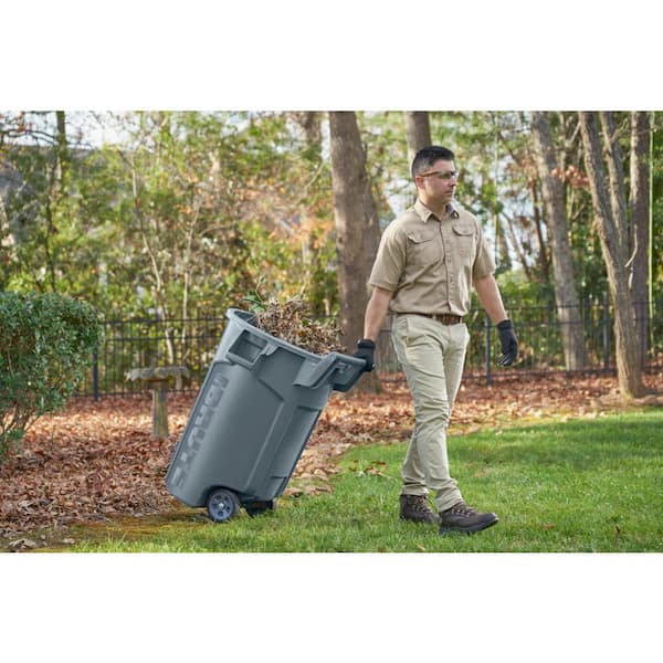 Brute 44 Gal. Grey Round Vented Wheeled Trash Can (2-Pack)