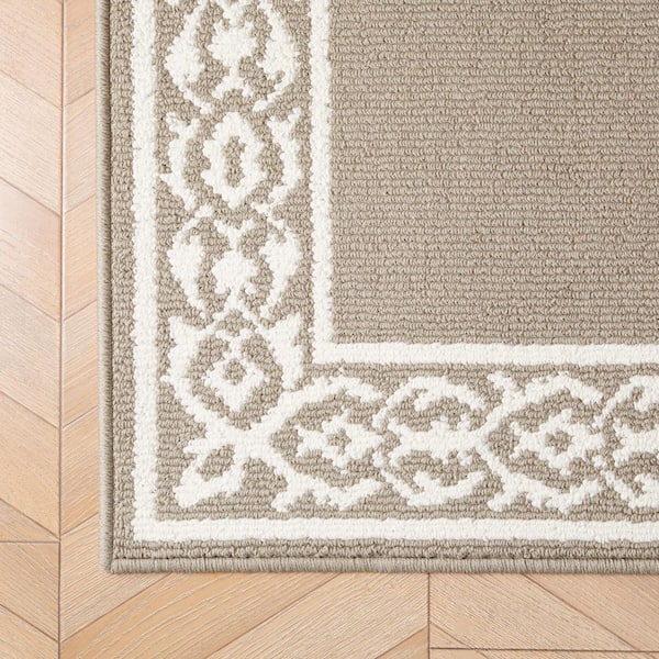 Lorreta 2-tone Linen/Ivory 2 ft. x 5 ft Border 2-Piece Rug Set