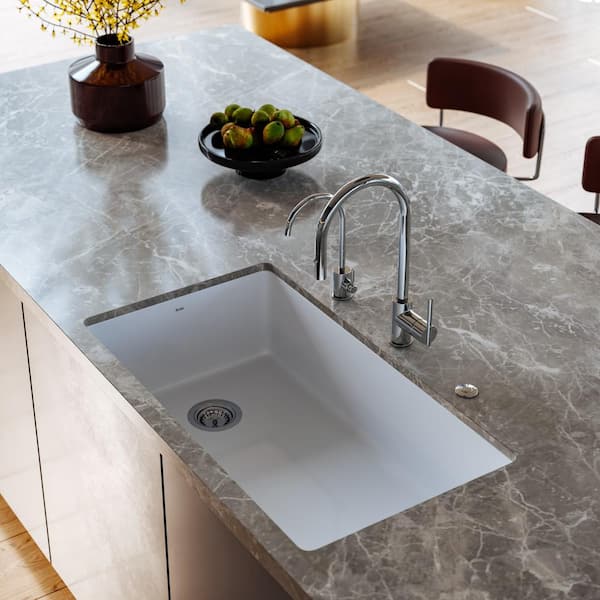 ROHL Pirellone Single Handle Pull Down Sprayer Kitchen Faucet with