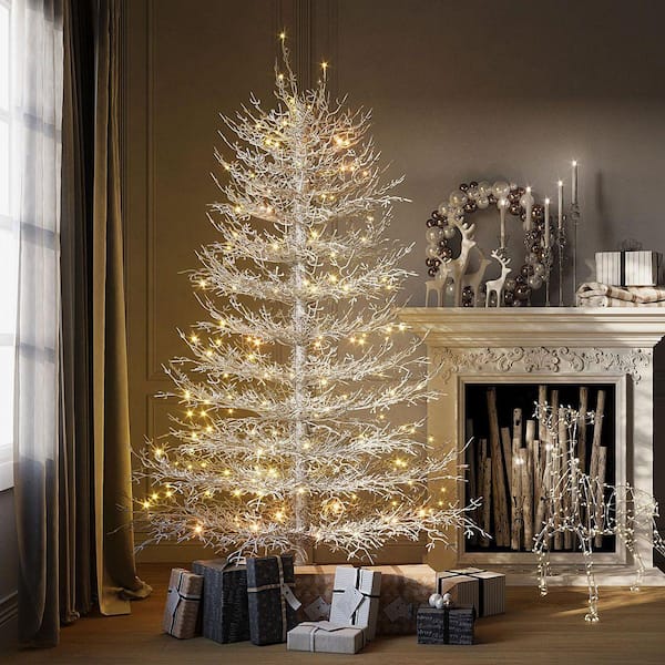 6 ft. Pre-lit Artificial Christmas Tree Hinged Xmas Tree with 623 Snow Flocked Branch Tips, 420 Warm Yellow LED Lights aa-566