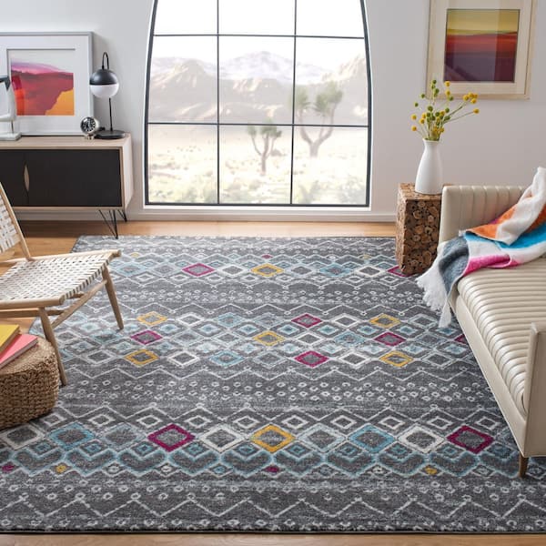 Amsterdam 11 x 15 Dark Gray/Ivory Tribal Area Rug