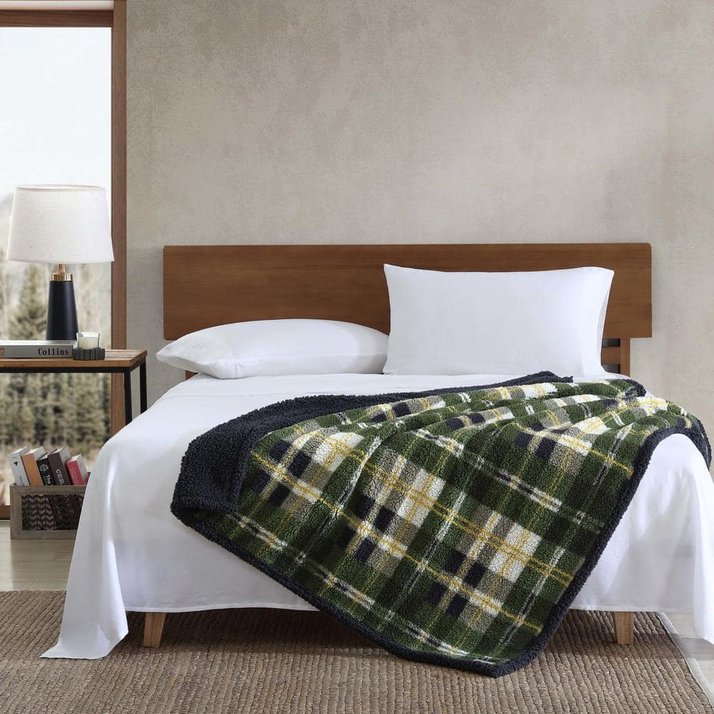 Trailhead Plaid Green Sherpa Fleece Reversible Throw Blanket