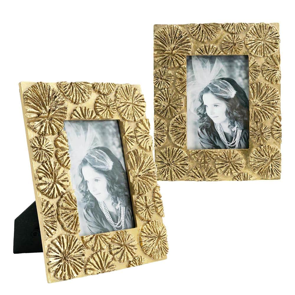 Vintage Luxury 7.5 in. x 9.5 in. Gold Picture Frame Set of 2, Can Be Mounte