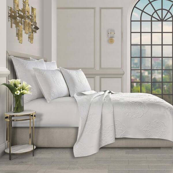 Unbranded Riverdale 3-Piece White Polyester King/Cal King Coverlet Set