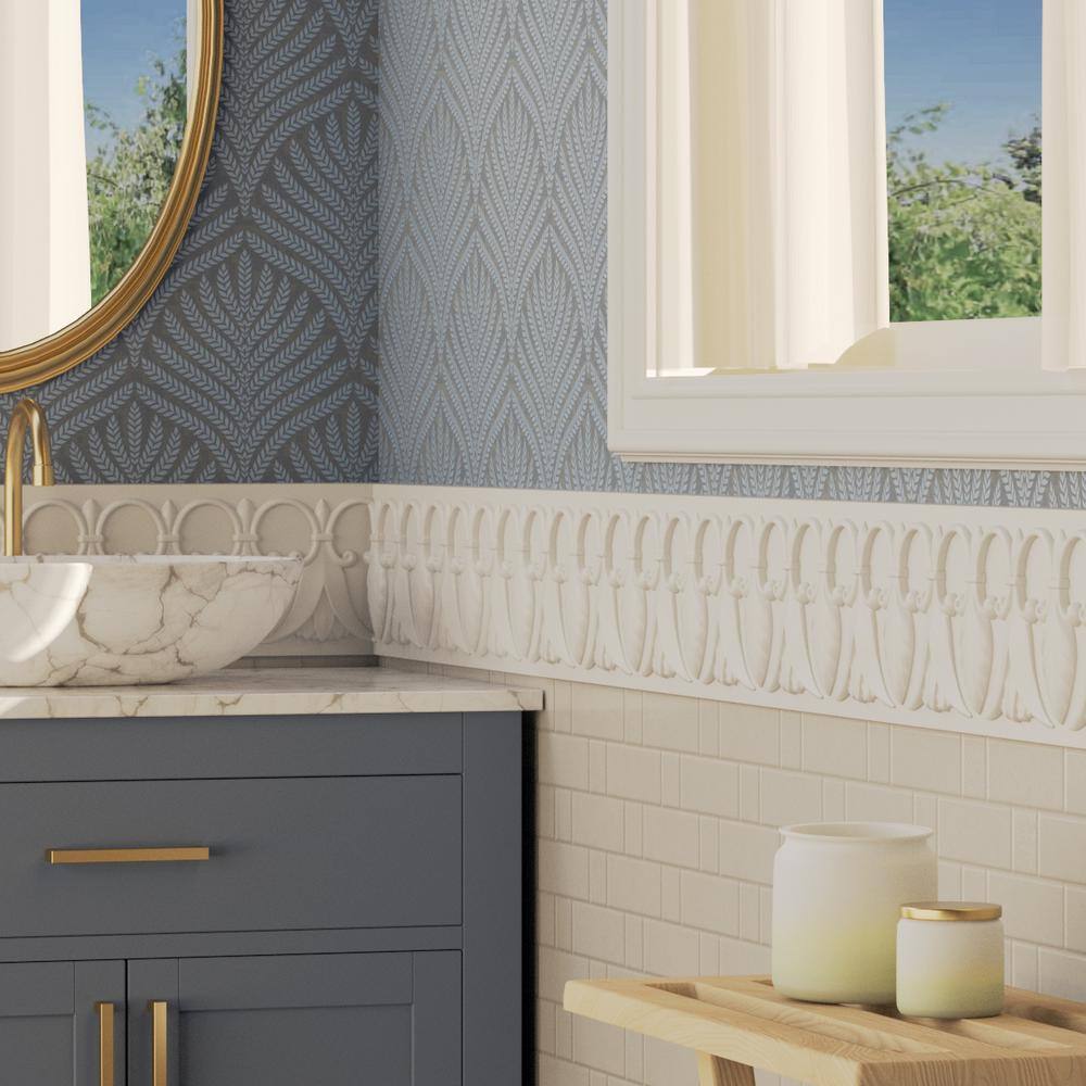 Primed Gray Polyurethane Geometric Chair Rail Moulding