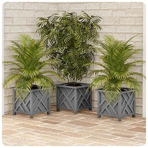 14.75-Inch Gray Polypropylene Lattice Design Outdoor Planter Box