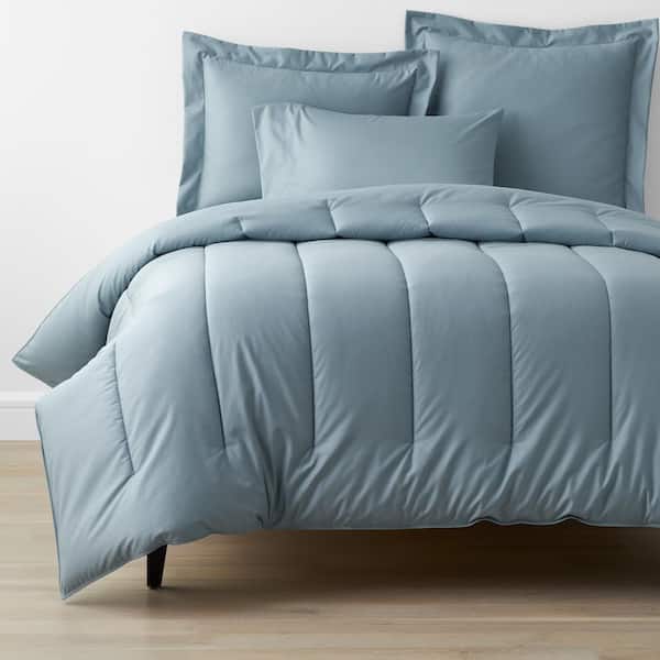 Company Cotton Blue Shale Solid 300-Thread Count Wrinkle-Free Sateen Full Comforter