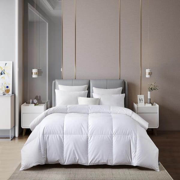400-Threadcount Cotton Sateen European Goose Down All Seasons White Full/Queen Comforter