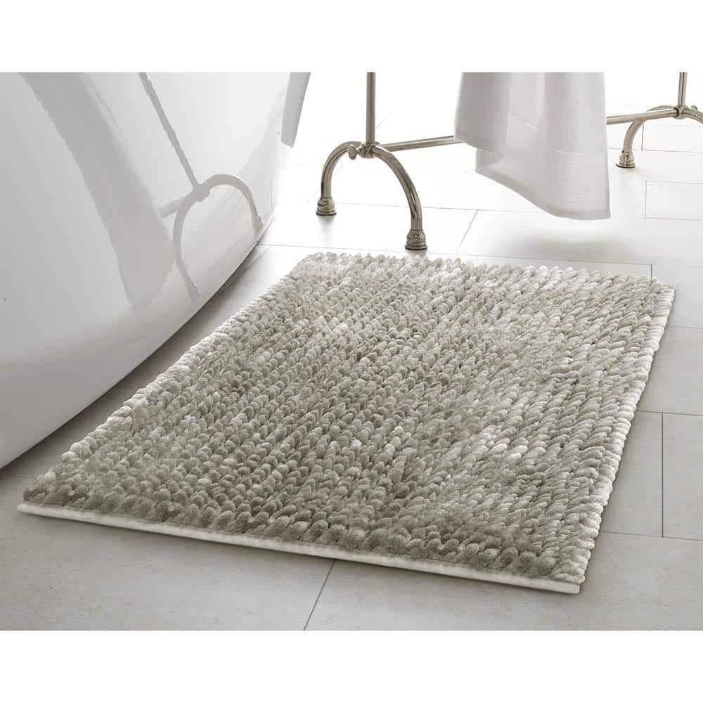 Chenille Bath Rug Quick Dry Mat in 2023  Chenille bath rugs, Red bath rug,  Large bathroom rugs