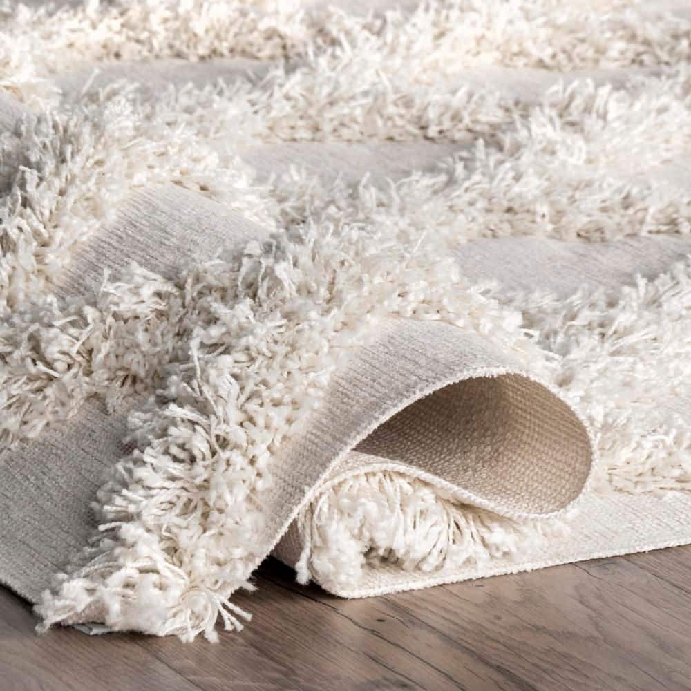 Pristina Ivory Trellis Handmade Shag Rug 5' x 8'