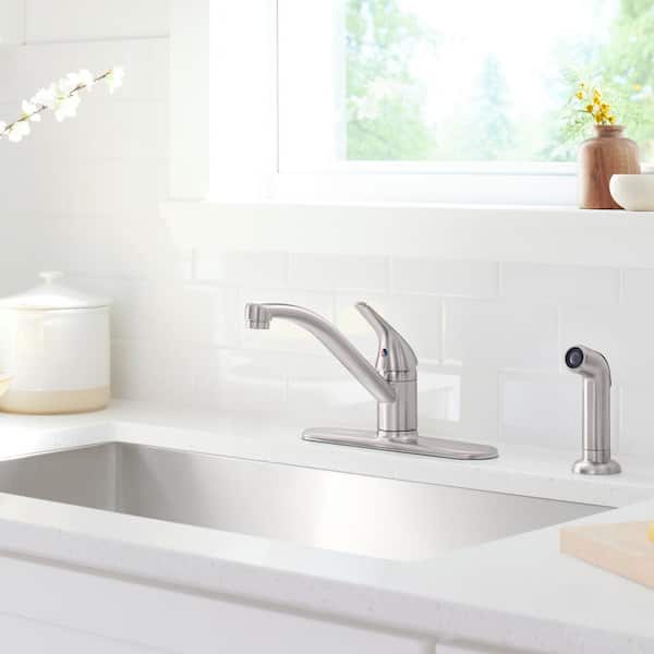 KOHLER Jolt Single Handle Standard Kitchen Faucet with Pull Out Spray Wand in Vibrant Stainless