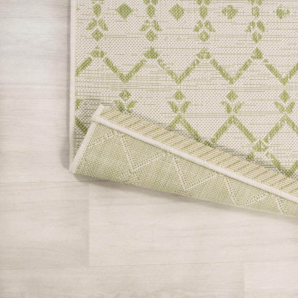 Moroccan-Inspired Geometric Gray Flatweave 3' x 5' Outdoor Rug