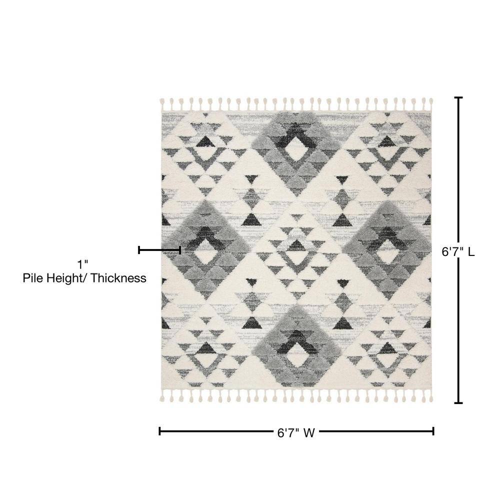 Ivory Square Braided Edge Shag Rug - Synthetic & Stain-Resistant