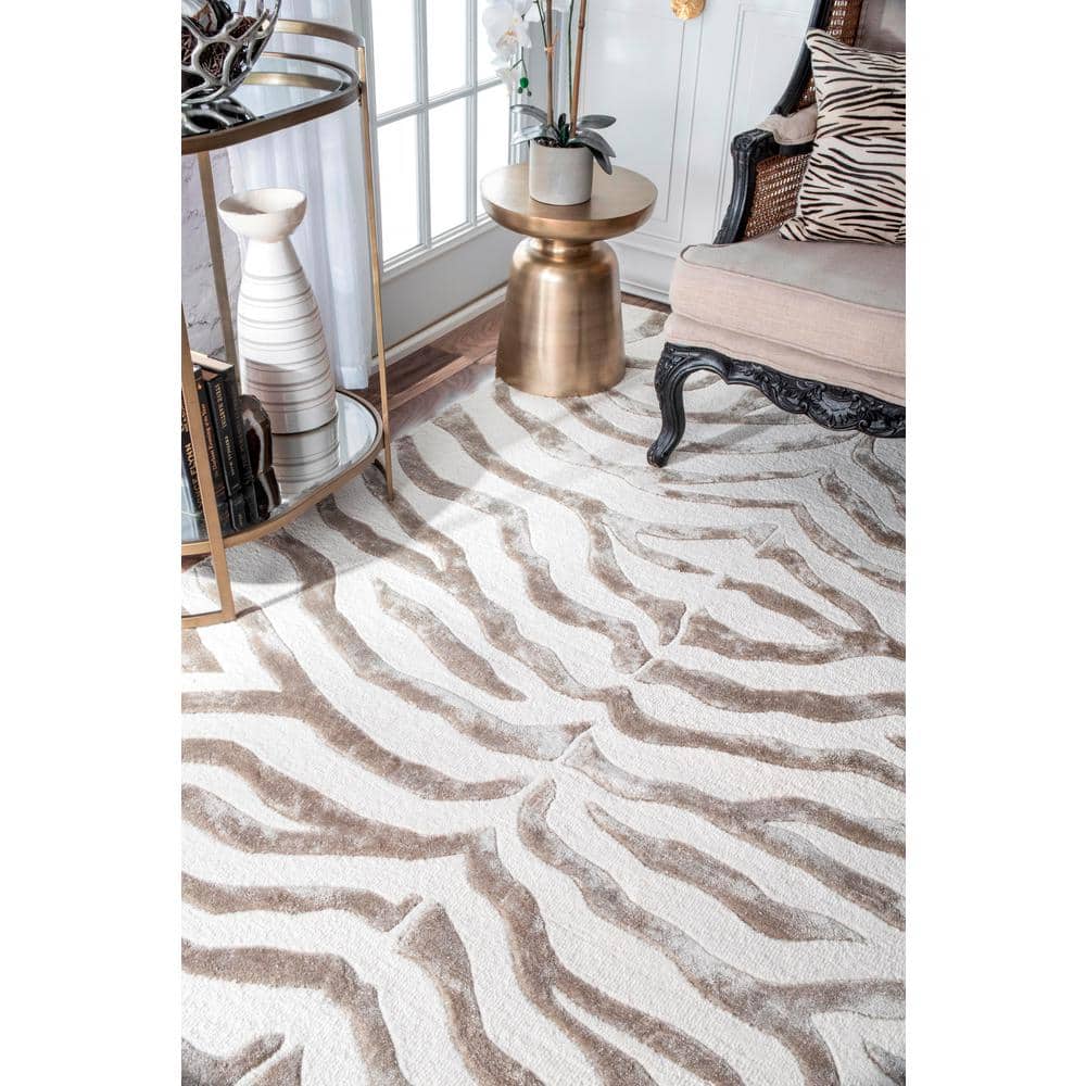 Gray Zebra Print Tufted Wool and Silk Rug, 3' x 5'