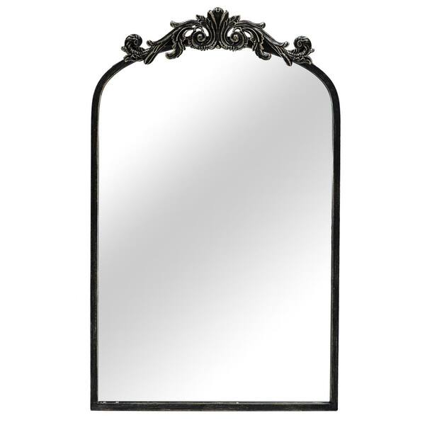 Sxiawe 18.9 in. W x 31.1 in. H Ornate Baroque Classic Sxiawe 18.9 in. W x 31.1 in. H Ornate Baroque Classic