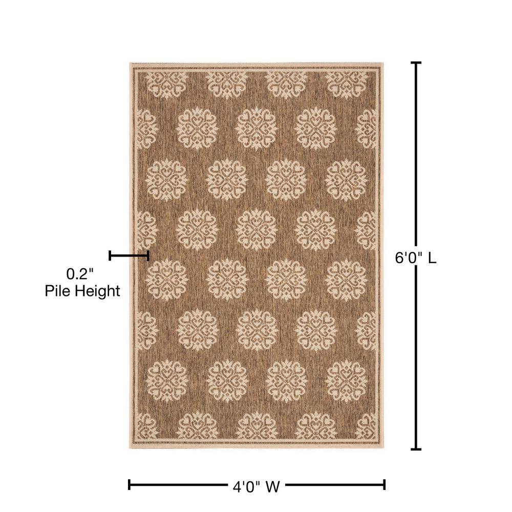 Beige and Cream Geometric 4' x 6' Indoor/Outdoor Area Rug