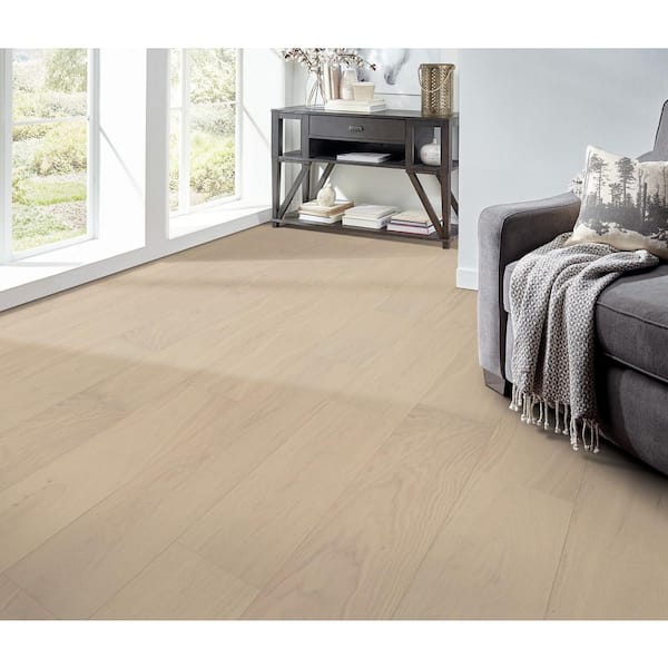 Madden White Oak 9/16 in. T x 8.66 in. W Water Resistant Engineered Hardwood Flooring (31.25 sq. ft./Case)