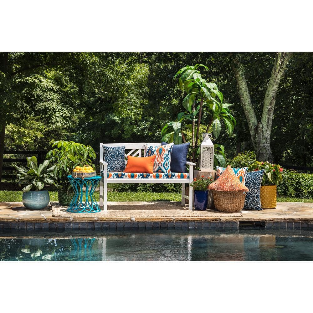 18.5" Orange Polyester Indoor/Outdoor Square Throw Pillows Set