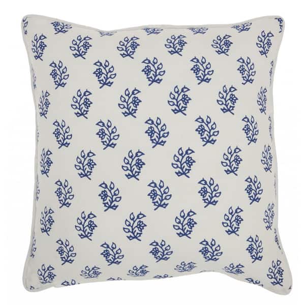 HomeRoots Jordan Blue Geometric Cotton 18 in. X 18 in. Throw Pillow