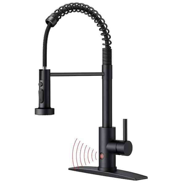 Single Handle Pull-Down Sprayer Kitchen Faucet with Touchless Sensor in Black