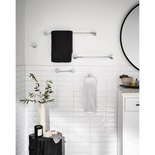 Genta 18 in. Towel Bar in Chrome