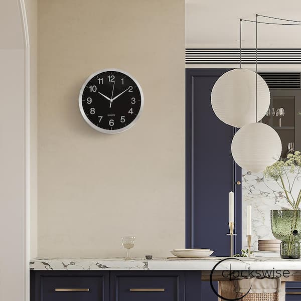 置時計10 CLOCKSWISE 10 in. Round Quartz Wall Clock Non-Ticking Battery
