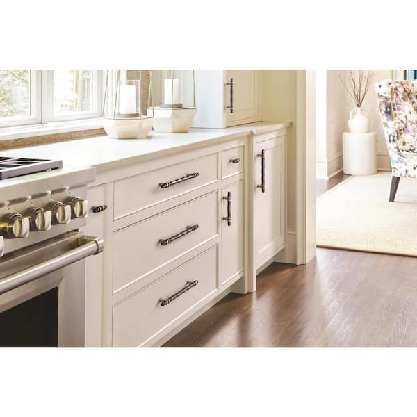 London 8 in. (203mm) Modern Black Chrome/Golden Champagne Bar Cabinet Pull