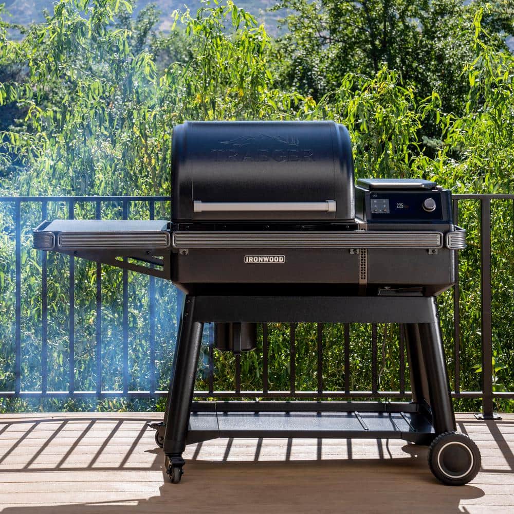 Traeger Ironwood Black Electric Wood Pellet Grill with WiFi