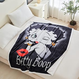 Kiss Betty Boop Super Soft Microfiber Fleece Plush 60 in. x 80 in. Bed Blanket