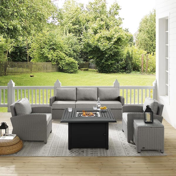 CROSLEY FURNITURE Bradenton 5-Piece Metal Patio Fire Table Set with Gray Cushions