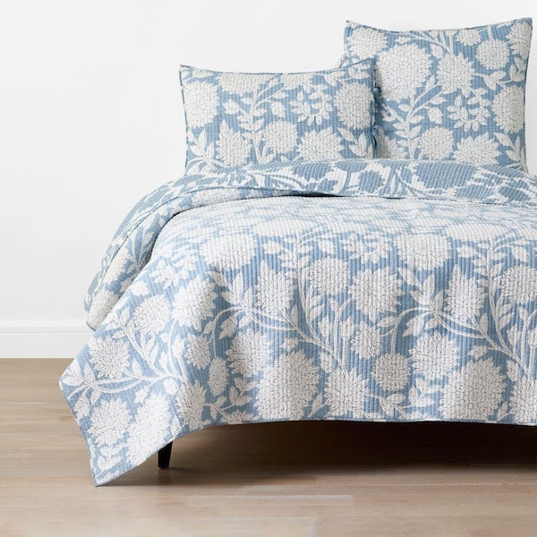 Company Cotton Feliciana Chrysanthemum Quilt Blue Twin/Twin XL