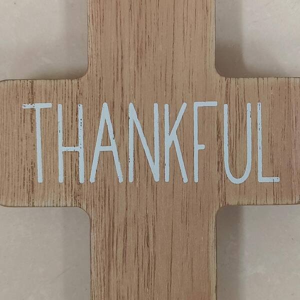 Parisloft Wood Bead Garland with Thankful Cross Decorative Sign, Brown