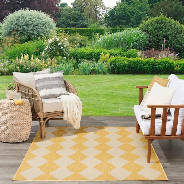 Positano Yellow 6 ft. x 9 ft. Diamond Contemporary Area Rug
