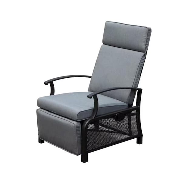 Sudzendf 1-Piece Hand-Woven Wicker Outdoor Recliner Chair with Gray Cushions