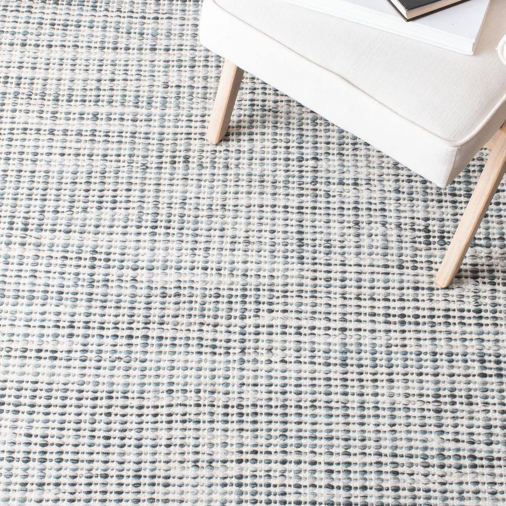 Gray and Ivory Hand-Tufted Wool Rectangular Rug 3' x 5'