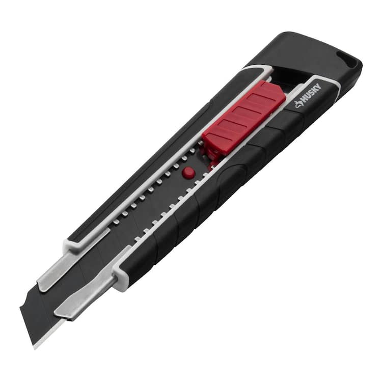 Husky 18 mm Pro 7-Point Snap Blade Knife with 3 Black Blades