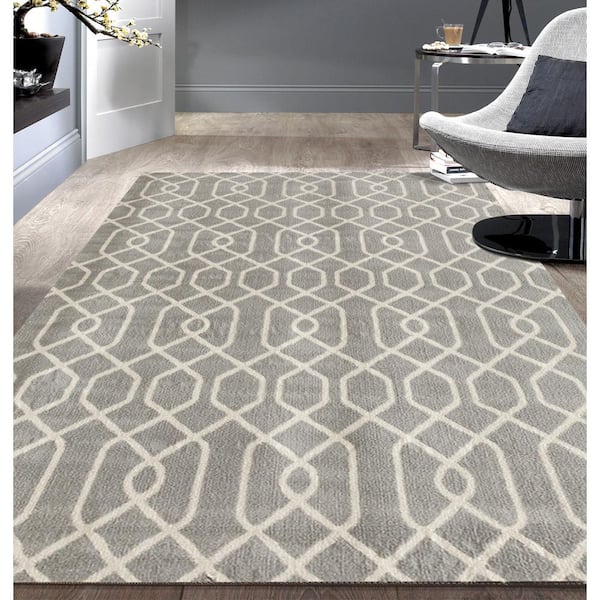 Modern Trellis Pattern Gray 8 ft. x 9 ft. Area Rug