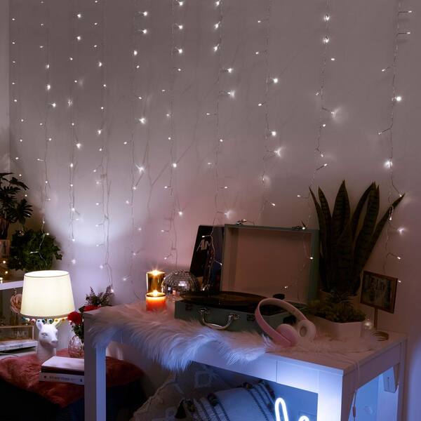 Merkury Innovations 10 Ft 240 Light Warm White Led Curtain Cascading Lighting Mi Ccs13 199 The Home Depot