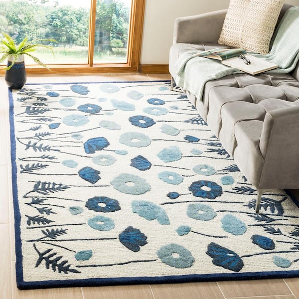 SAFAVIEH Martha Stewart Azurite Blue 4 ft. x 6 ft. Floral Area Rug