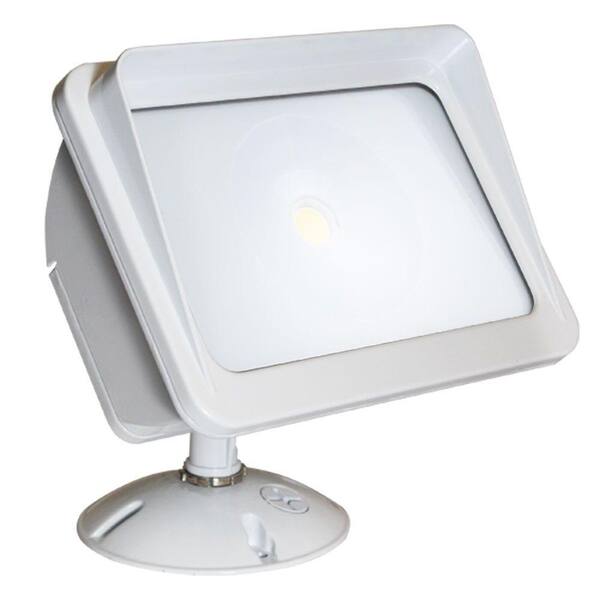 Irradiant White LED Outdoor Wall-Mount Flood Light