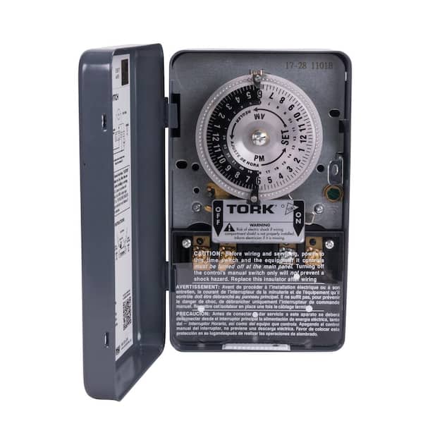 TORK 40 Amp 1-Channel 24-Hours Indoor Mechanical Time Switch for Same Time Every Day