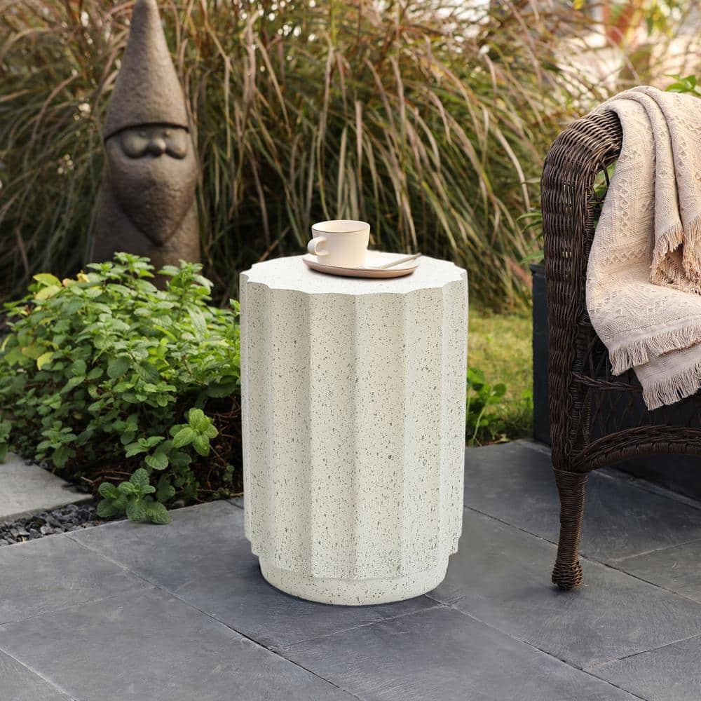 LuxenHome Off White and Gray Cement Fluted Round Side Table